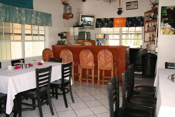 Nathan'S Lodge Kemps Bay Экстерьер фото
